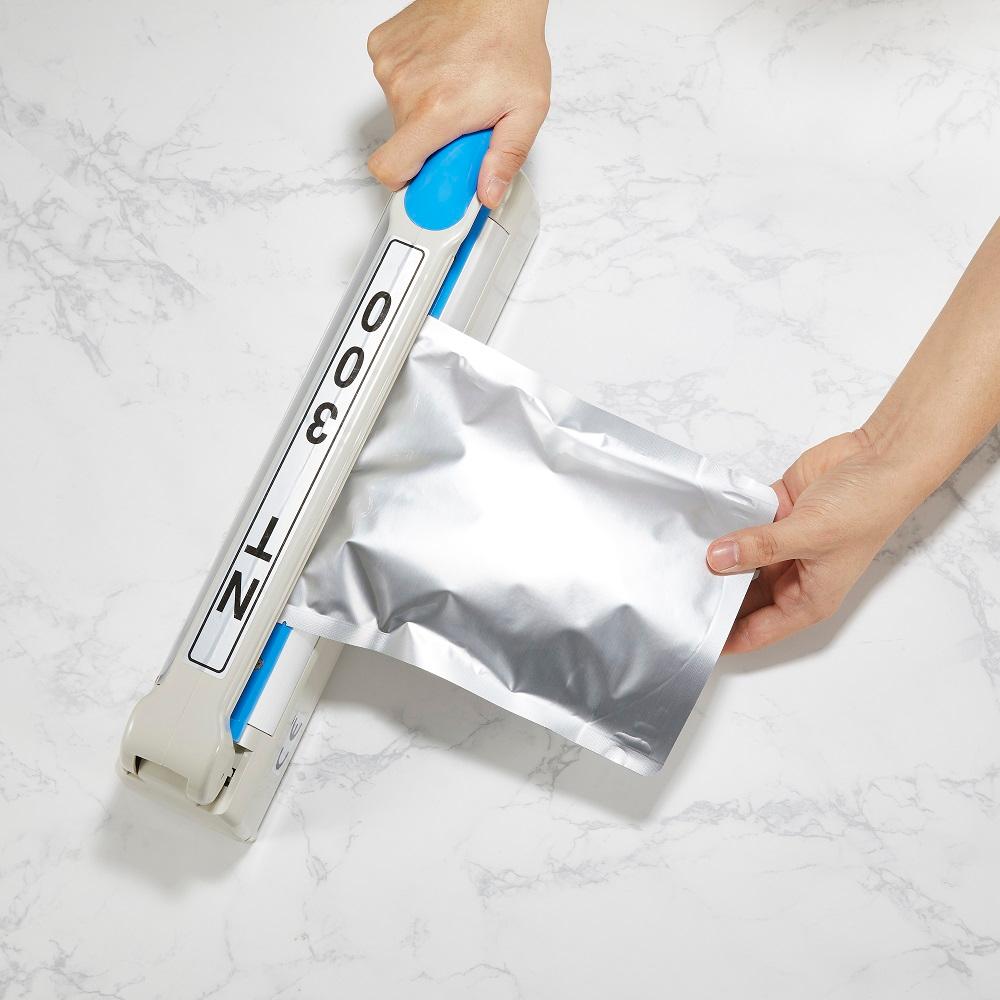 Stand up Retort Pouch no.4 made of Aluminum, Glass, Metal for food storage BPA Free by hpm global